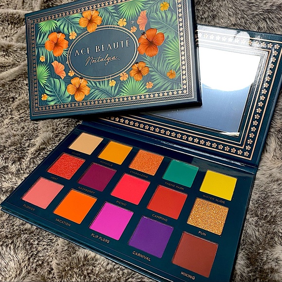 ACE Beautē Nostalgia Palette - Picture 1 of 3
